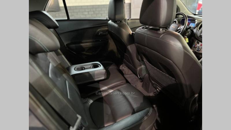 CHEVROLET - TRACKER - 2014/2015 - Cinza - R$ 69.900,00