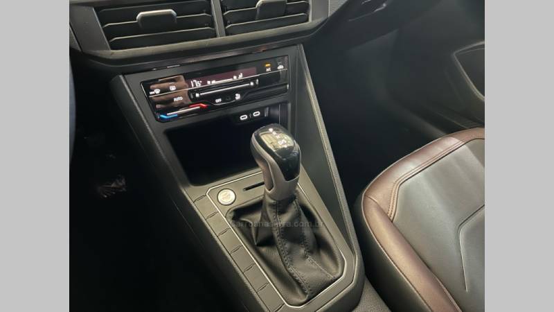 VOLKSWAGEN - VIRTUS - 2023/2023 - Prata - R$ 116.900,00