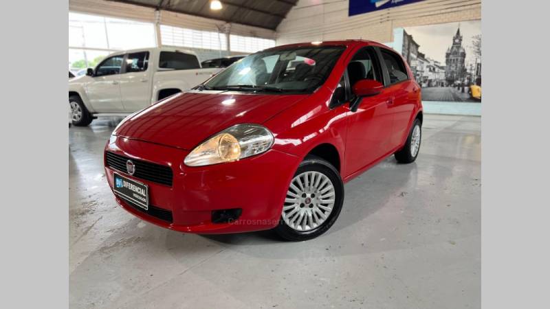 FIAT - PUNTO - 2010/2011 - Vermelha - R$ 35.900,00