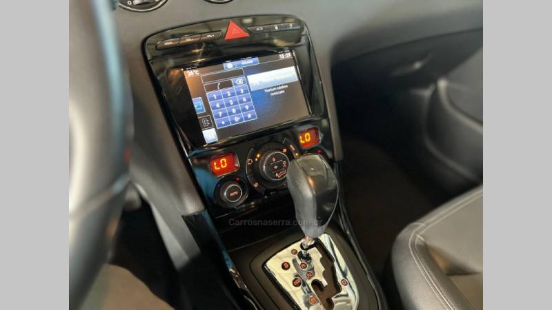PEUGEOT - 408 - 2016/2017 - Prata - R$ 59.900,00