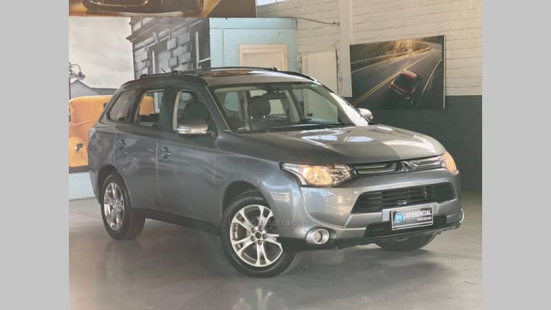 MITSUBISHI - OUTLANDER - 2014/2015 - Cinza - R$ 79.000,00