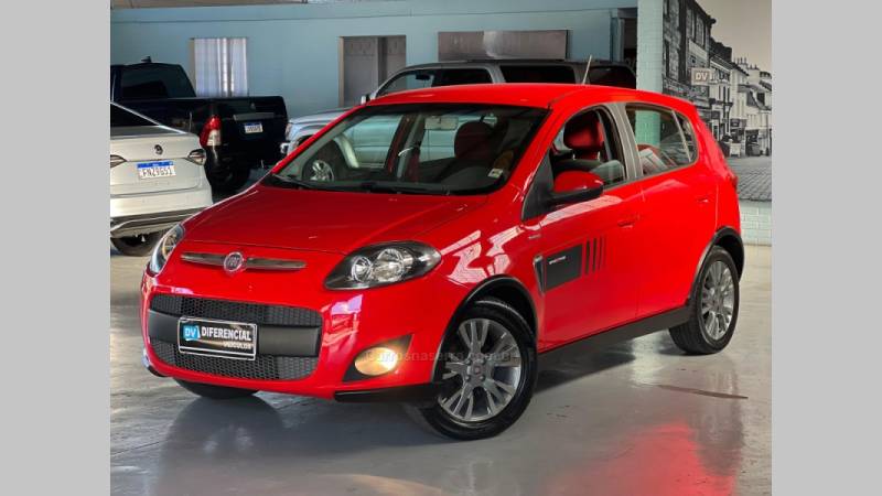 FIAT - PALIO - 2013/2014 - Vermelha - R$ 41.900,00