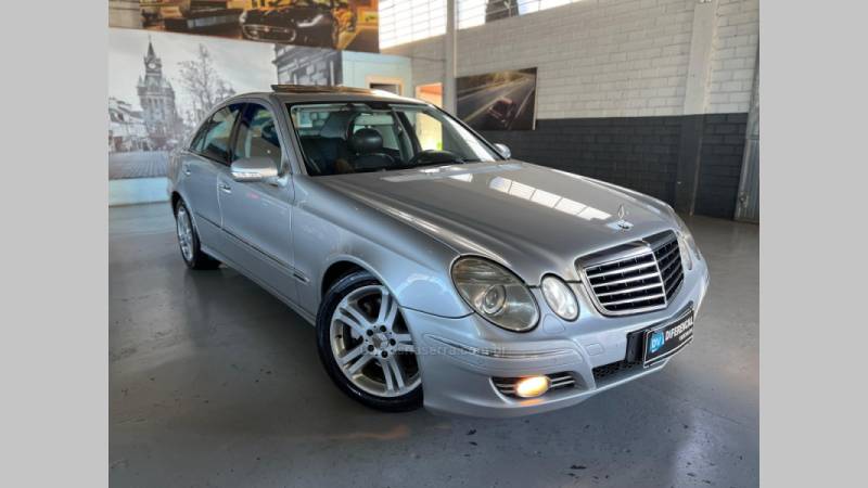 MERCEDES-BENZ - E 350 - 2007/2007 - Prata - R$ 54.900,00