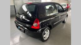 RENAULT - CLIO - 2009/2010 - Preta - R$ 19.900,00