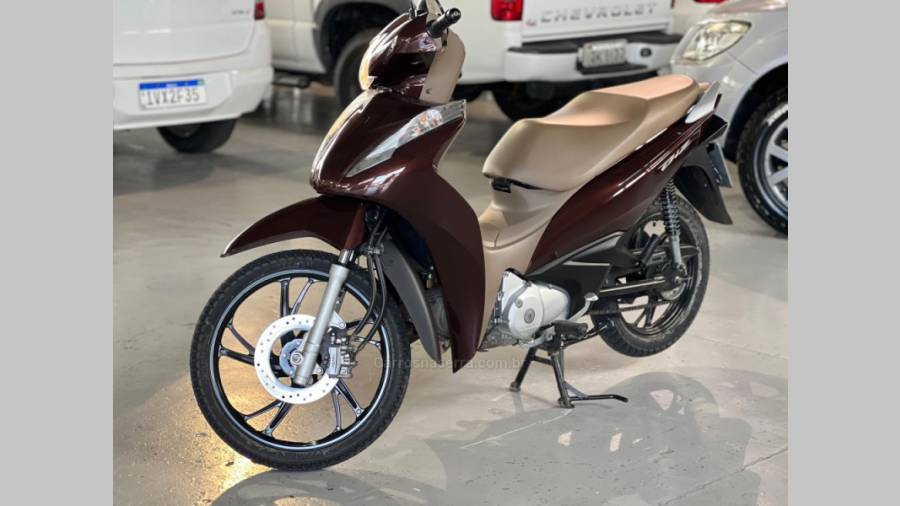 HONDA - BIZ 125 - 2021/2021 - Marrom - R$ 16.900,00