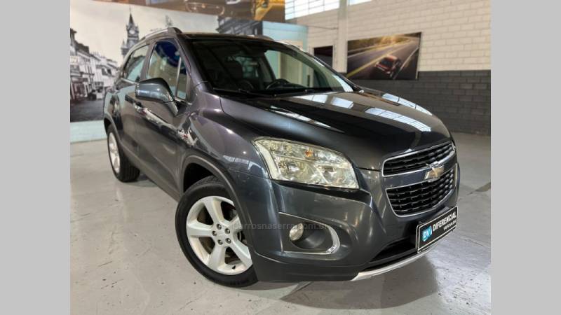 CHEVROLET - TRACKER - 2014/2015 - Cinza - R$ 69.900,00