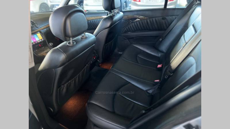 MERCEDES-BENZ - E 350 - 2007/2007 - Prata - R$ 54.900,00