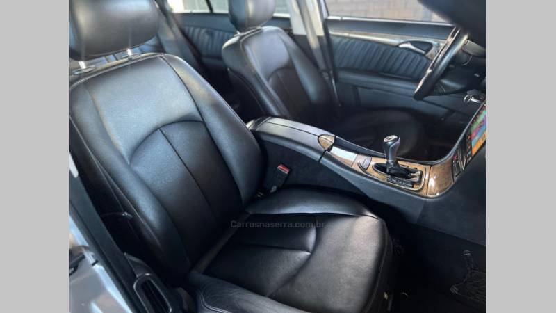 MERCEDES-BENZ - E 350 - 2007/2007 - Prata - R$ 54.900,00