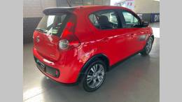 FIAT - PALIO - 2013/2014 - Vermelha - R$ 41.900,00