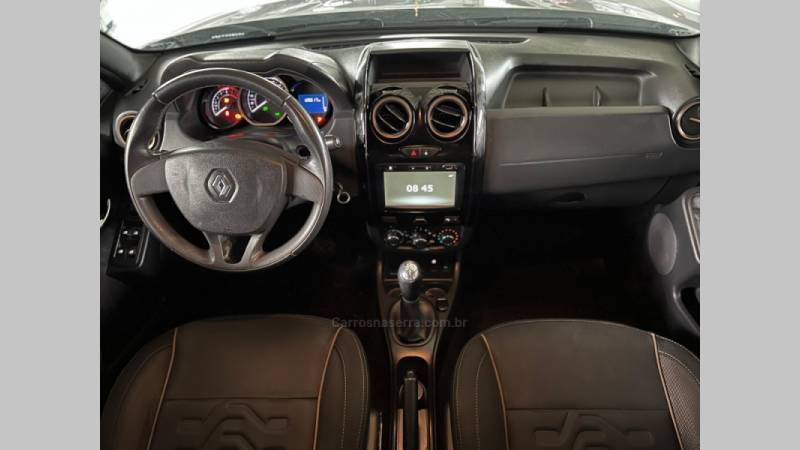 RENAULT - DUSTER - 2016/2017 - Prata - R$ 67.900,00