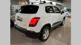 CHEVROLET - TRACKER - 2013/2014 - Branca - R$ 64.900,00