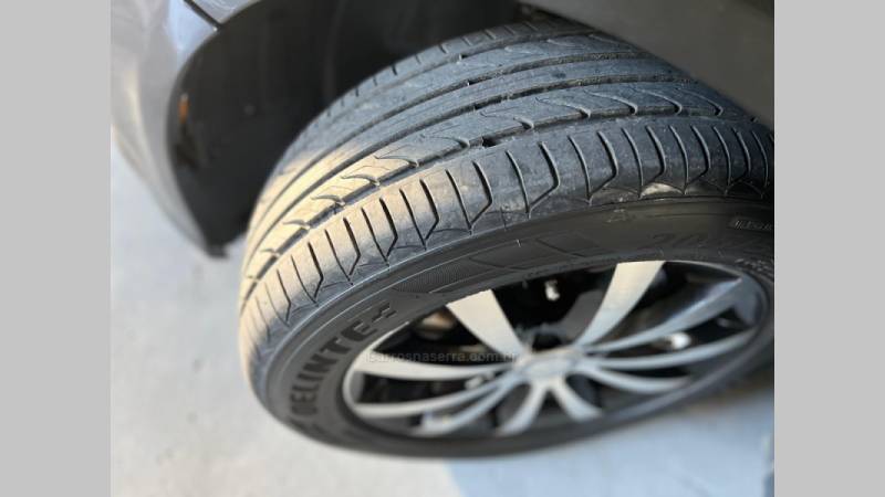MERCEDES-BENZ - B 200 - 2012/2013 - Preta - R$ 68.900,00