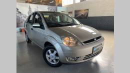 FORD - FIESTA - 2005/2005 - Bege - R$ 26.900,00