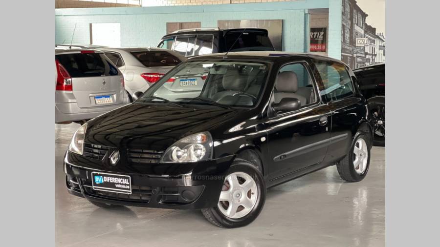 RENAULT - CLIO - 2009/2010 - Preta - R$ 19.900,00