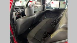 RENAULT - CLIO - 2013/2014 - Vermelha - R$ 27.900,00