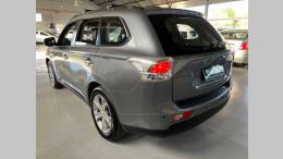 MITSUBISHI - OUTLANDER - 2014/2015 - Cinza - R$ 79.000,00