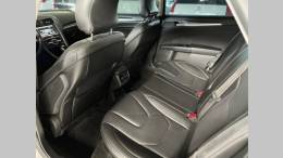 FORD - FUSION - 2015/2016 - Branca - R$ 93.900,00