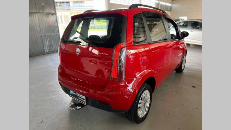 FIAT - IDEA - 2013/2013 - Vermelha - R$ 35.900,00