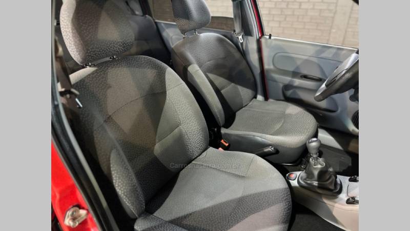 RENAULT - CLIO - 2011/2011 - Vermelha - R$ 24.900,00