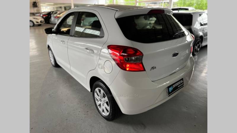 FORD - KA - 2018/2018 - Branca - R$ 45.900,00