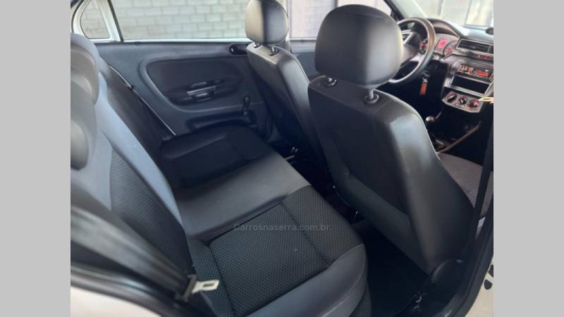 VOLKSWAGEN - GOL - 2019/2020 - Branca - R$ 51.900,00