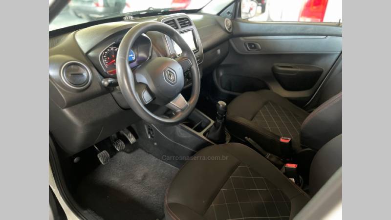 RENAULT - KWID - 2020/2021 - Branca - R$ 45.900,00