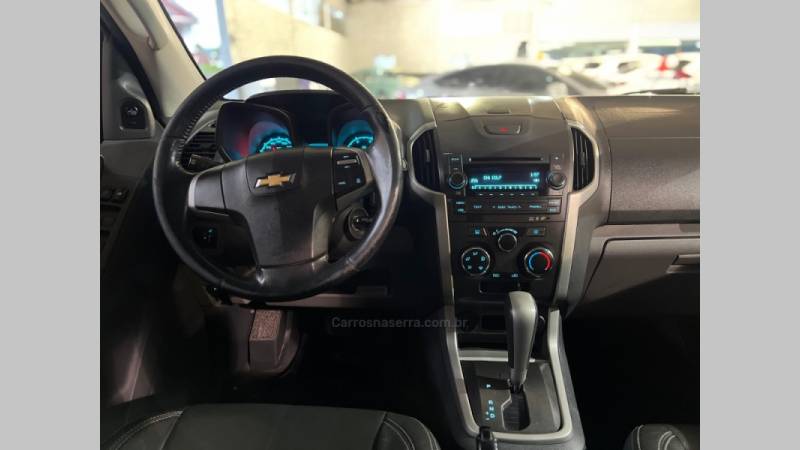 CHEVROLET - S10 - 2012/2013 - Preta - R$ 99.900,00
