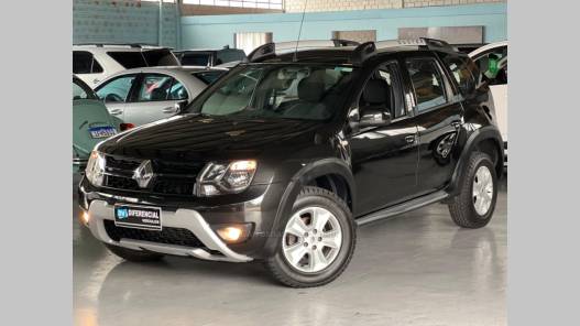 RENAULT - DUSTER - 2016/2017 - Preta - R$ 69.900,00