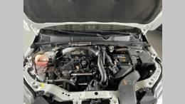 CHEVROLET - ONIX - 2021/2021 - Branca - R$ 78.900,00