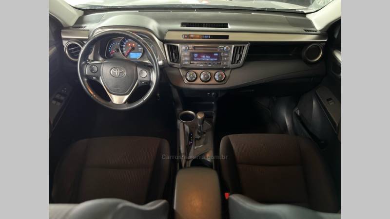 TOYOTA - RAV4 - 2014/2015 - Prata - R$ 91.900,00
