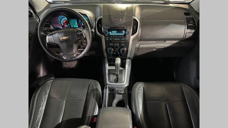 CHEVROLET - S10 - 2012/2013 - Preta - R$ 99.900,00