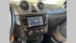 VOLKSWAGEN - VOYAGE - 2013/2014 - Cinza - R$ 45.900,00