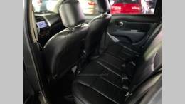 NISSAN - LIVINA - 2010/2011 - Cinza - R$ 32.900,00