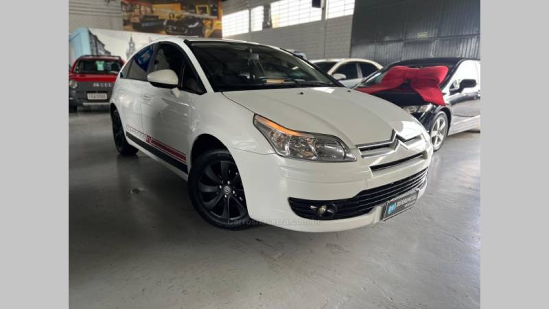 CITROËN - C4 - 2013/2014 - Branca - R$ 38.900,00