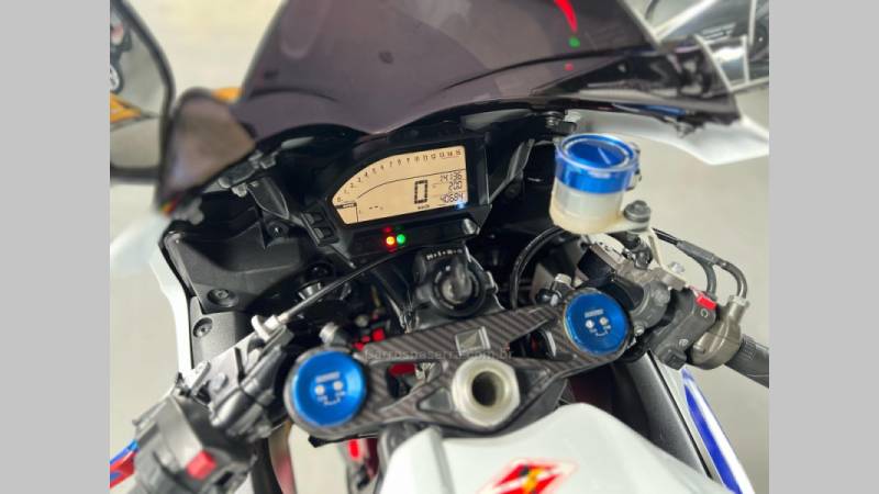 HONDA - CBR 1000RR - 2013/2013 - Branca - R$ 59.900,00