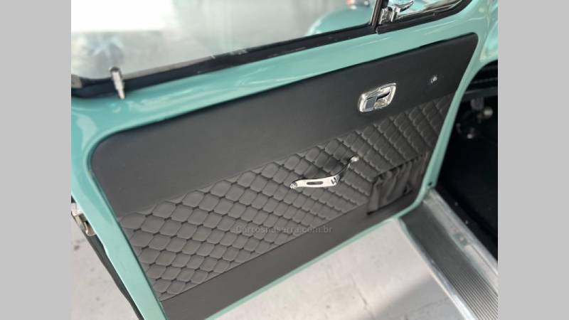VOLKSWAGEN - FUSCA - 1983/1983 - Azul - R$ 32.900,00