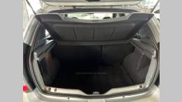RENAULT - SANDERO - 2013/2013 - Prata - R$ 41.900,00