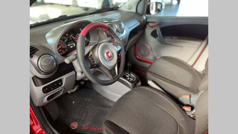 FIAT - PALIO - 2013/2014 - Vermelha - R$ 41.900,00