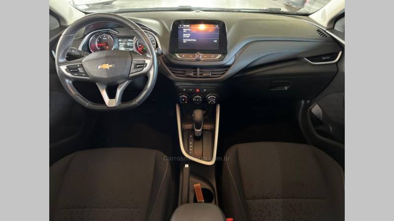 CHEVROLET - ONIX - 2021/2021 - Branca - R$ 83.900,00