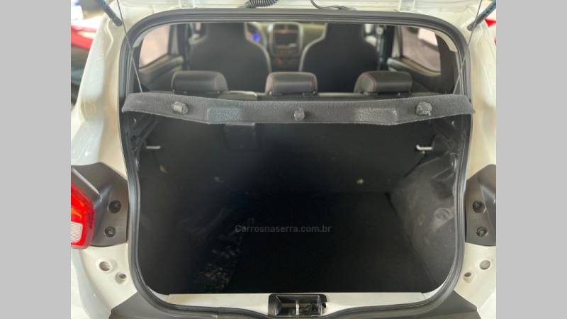 RENAULT - KWID - 2020/2021 - Branca - R$ 44.900,00