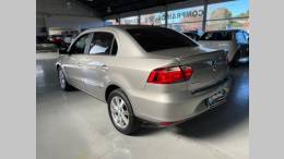 VOLKSWAGEN - VOYAGE - 2013/2014 - Cinza - R$ 45.900,00
