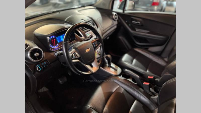 CHEVROLET - TRACKER - 2014/2015 - Cinza - R$ 69.900,00