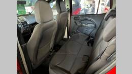 FIAT - UNO - 2011/2012 - Vermelha - R$ 30.900,00