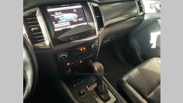FORD - RANGER - 2016/2017 - Branca - R$ 145.900,00