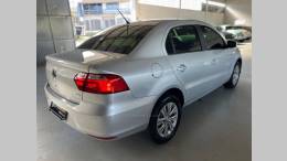 VOLKSWAGEN - VOYAGE - 2021/2022 - Prata - R$ 66.900,00