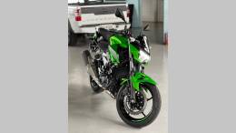 KAWASAKI - Z400 - 2022/2023 - Verde - R$ 32.900,00