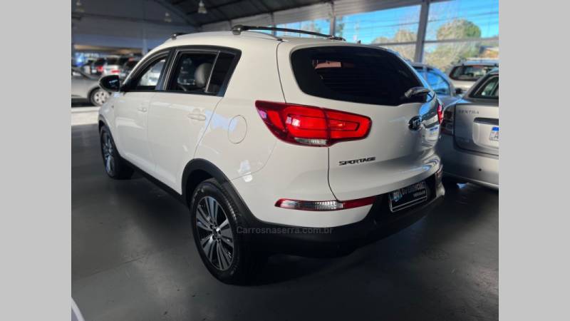 KIA MOTORS - SPORTAGE - 2014/2015 - Branca - R$ 83.900,00