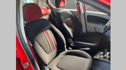 FIAT - PALIO - 2013/2014 - Vermelha - R$ 41.900,00