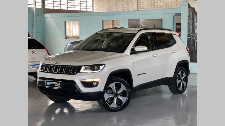 JEEP - COMPASS - 2017/2018 - Branca - R$ 109.900,00