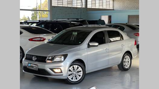 VOLKSWAGEN - VOYAGE - 2021/2022 - Prata - R$ 66.900,00